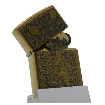 Accendino a benzina zippo, modello Millennium, placca