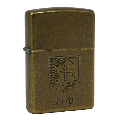 Accendino a benzina zippo, modello 2DB, inciso