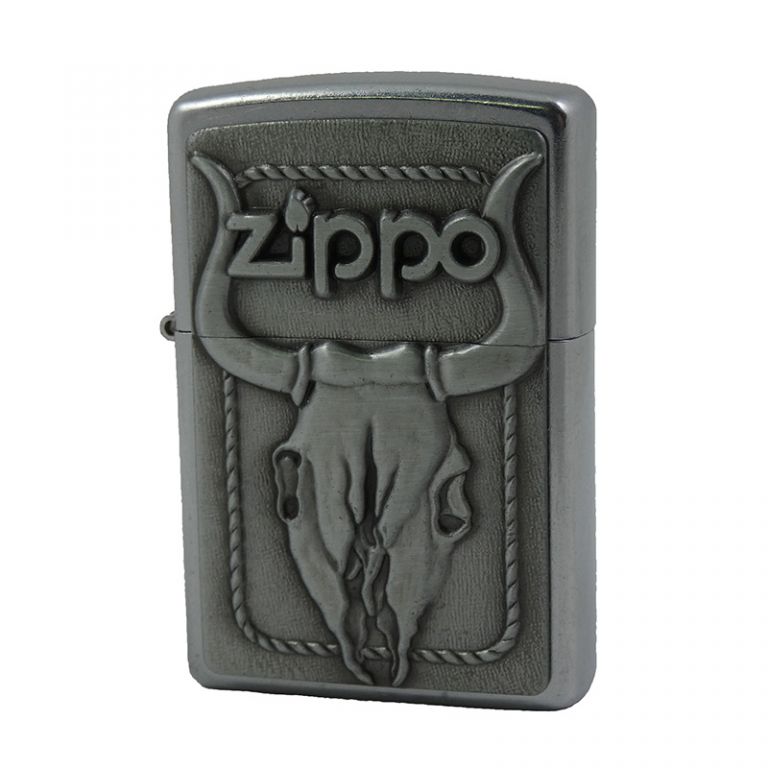 Accendino Zippo, modello Bull Skull