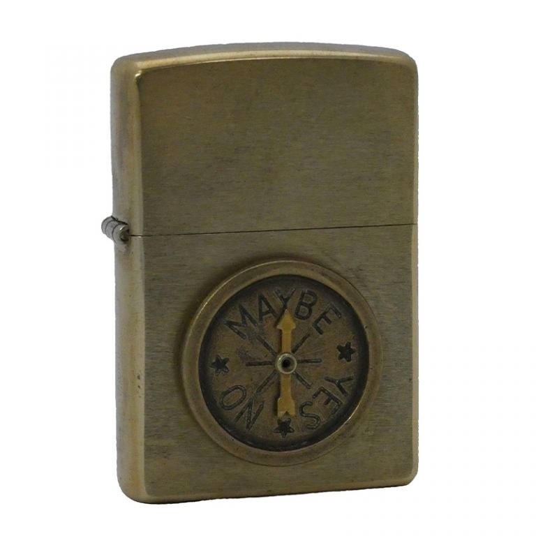 Accendino Zippo modello bussola