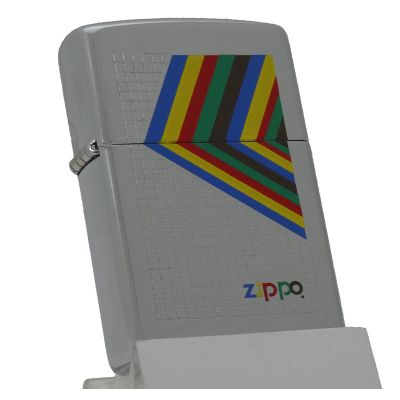 Accendino a benzina zippo, modello Color Inciso